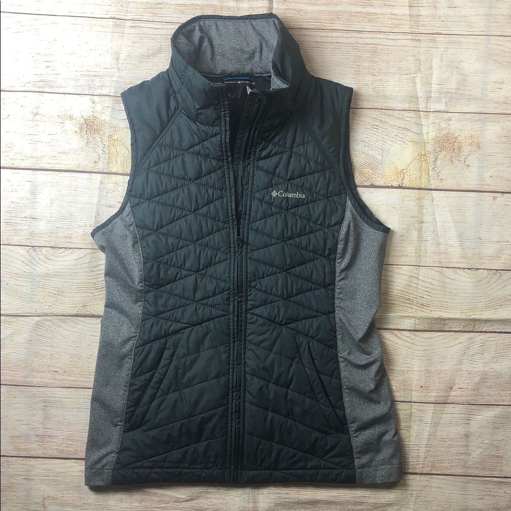 Columbia Black and Gray Quilted Vest